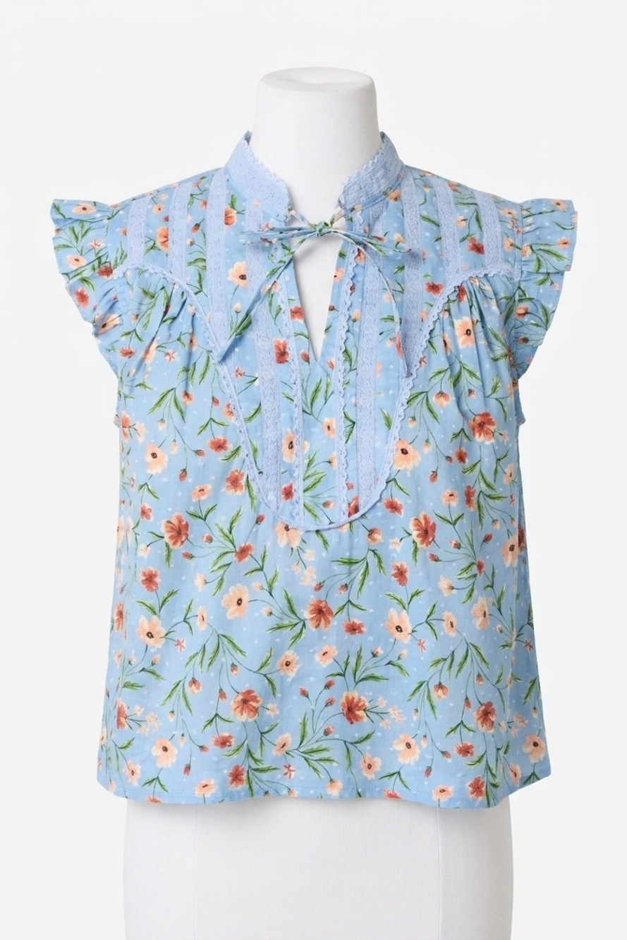 NEW OLIVACEOUS aylen floral top in sky blue